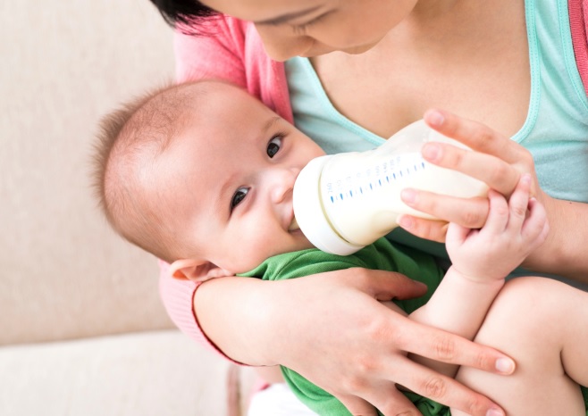 Pourquoi choisir le lait de chèvre pour bébé ?